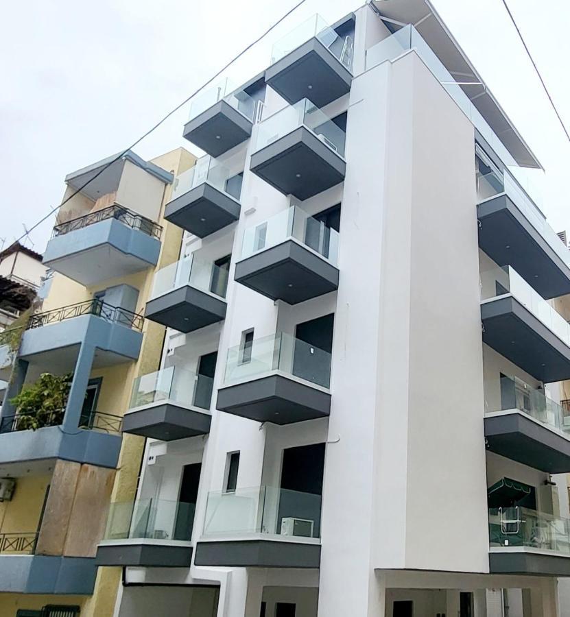 Fabilicious - 2 Apartments- Romantic Jacuzzi & Spacious Family Comfort Apartament *